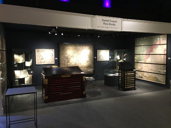 Exhibition Organizer